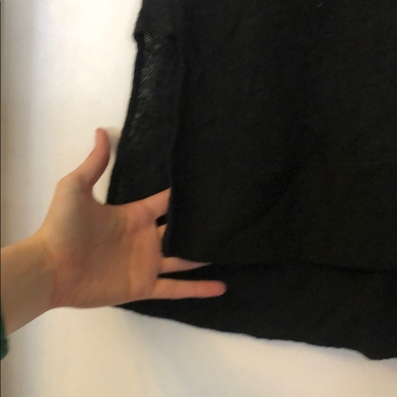 Black Short-Sleeved Sweater - Picture 2 of 3